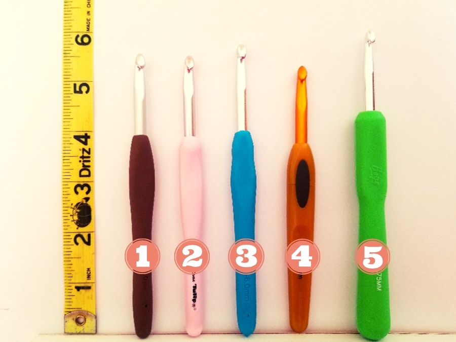Size D Tapered Aluminum Crochet Hooks (Vintage and/or Used)